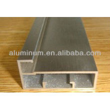 Perfil de alumínio para móveis